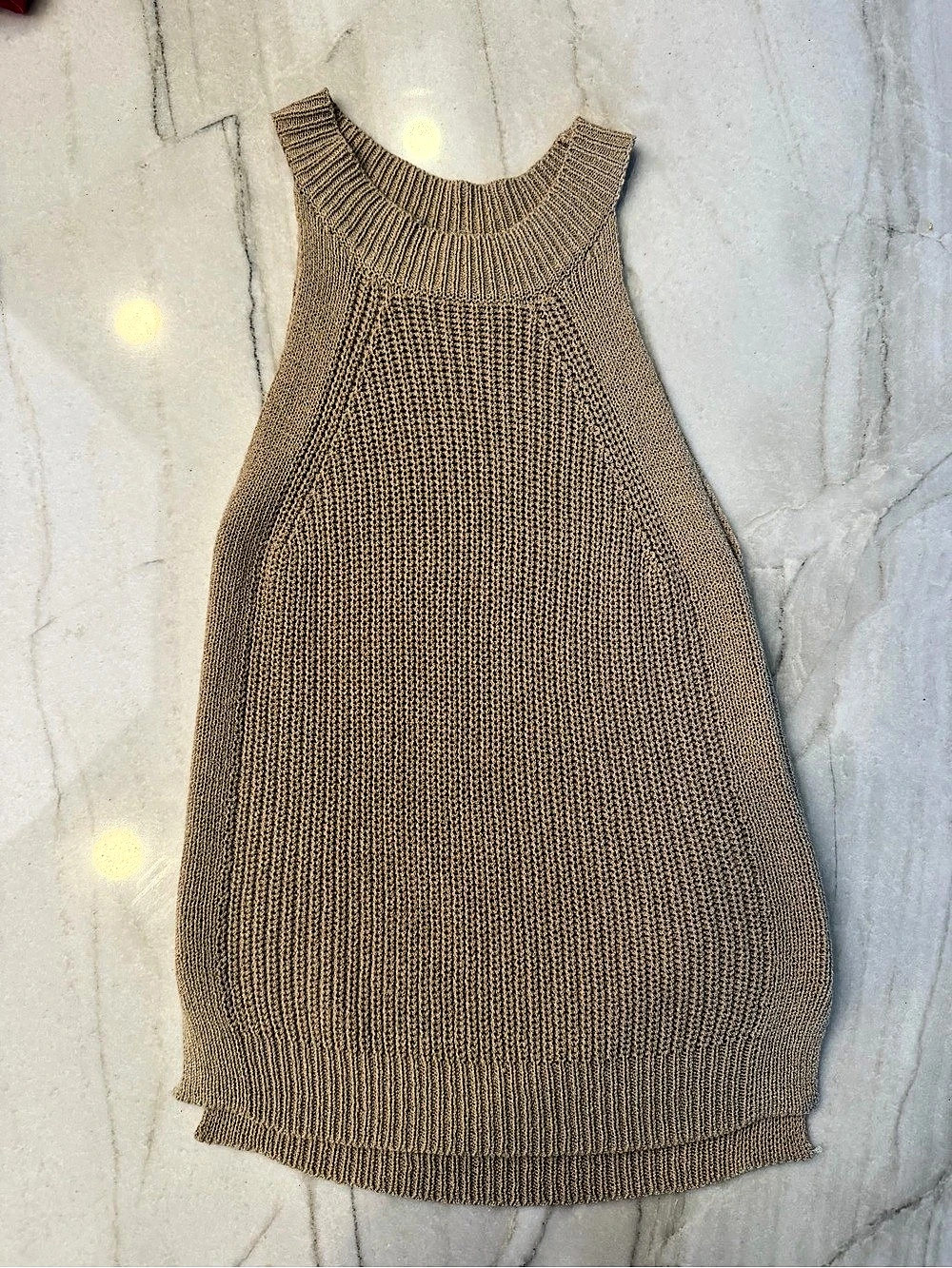 Knit Sleeveless Sweater Size Small